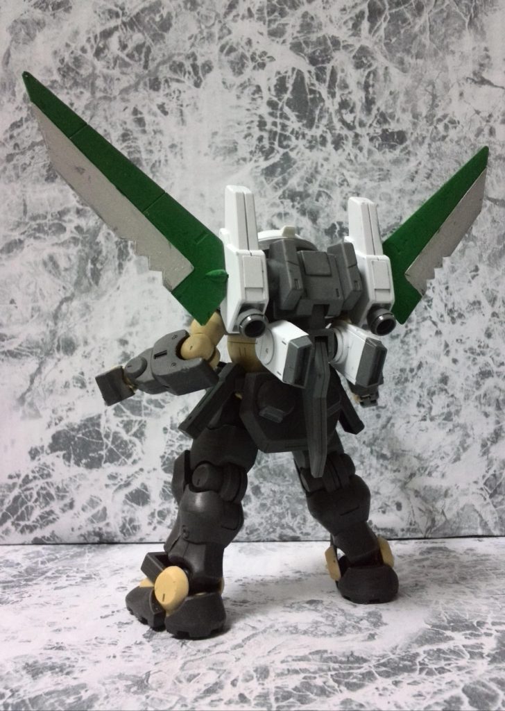 ストロングウェポン
「ウイングブースター」

これで機動力アップ