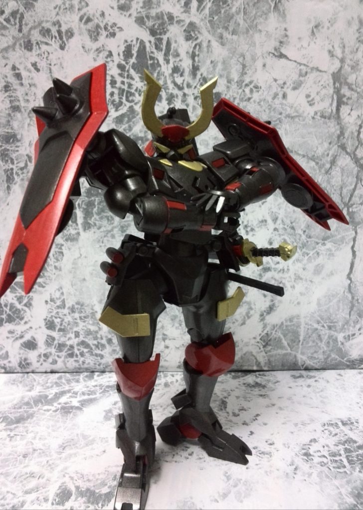 決戦前に腕組みをして精神統一