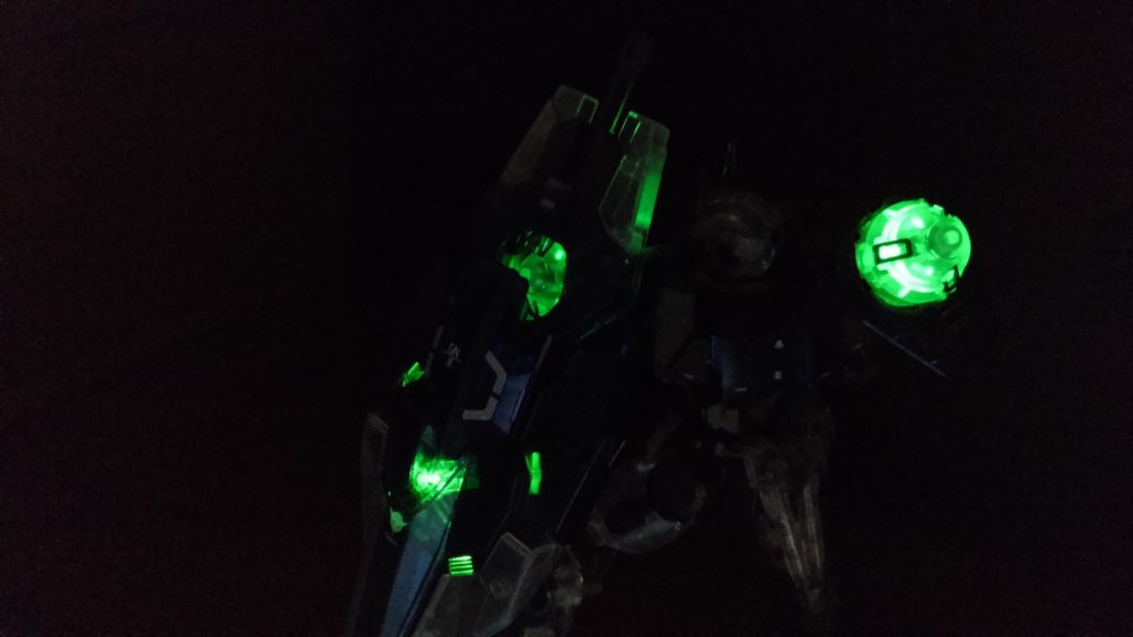 光らせるなら通常版をオススメします(笑)