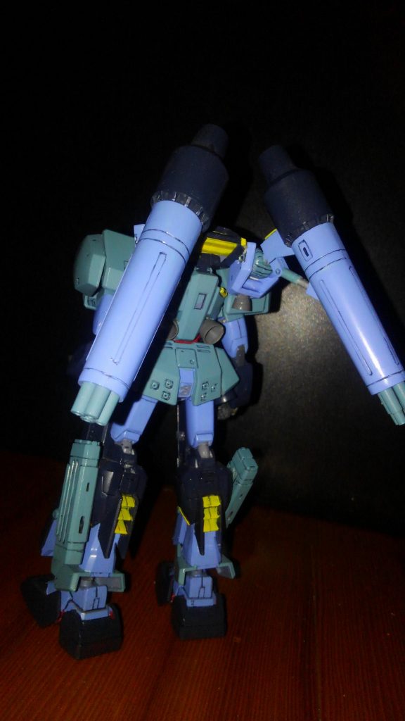 付録なだけに可動が絶望的だったので可動の追加を目指して色々混ぜてた気がします(笑)