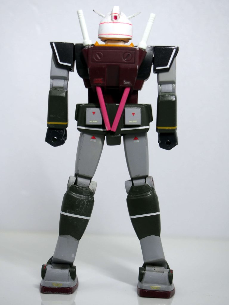 ビームサーベル突き抜けが素敵です。