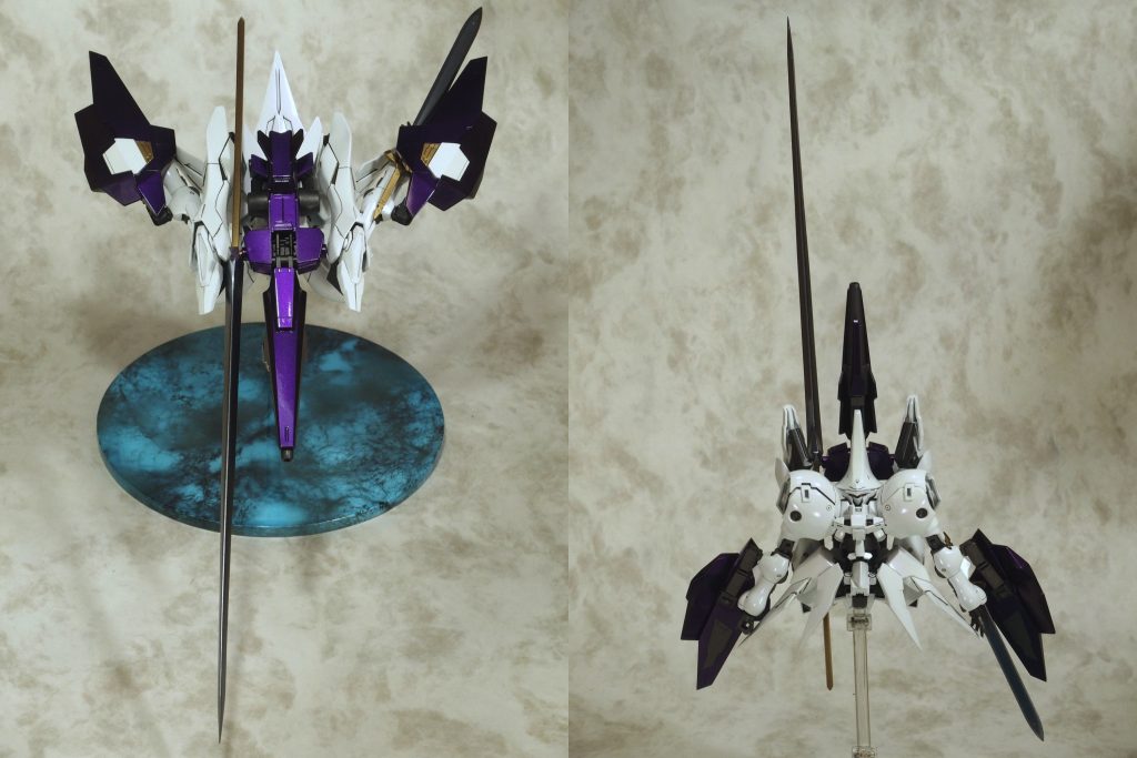 下から見たときの身も蓋もない感が凄い!
 
 
クラウディアの変形システムについて。
実はシルエットの変化そのものには重要な意味は無い。
王国独自の変形システムの要点は
『スイッチング(出力ステータス切り替え技術)』なのである。
つまり変形時に『スイッチング』を行う事で
◆飛行形態のステータス
 筋   力:00%
 敏 捷 性:00%
 推   力:80%
 ビーム出力:20%
◆MS形態のステータス
 筋   力:45%
 敏 捷 性:45%
 推   力:10%
 ビーム出力:00%
この2種のステータスを瞬時に切り替え、使い分けられるのである。
これによって両形態で他MSを圧倒する性能が発揮出来るわけだ。
スイッチング技術の存在は王国と法王国の
特別な人材にしか知らされていないトップシークレットなので、
なぜ一基の核融合炉でこれだけ圧倒的な性能を発揮出来るのか、
多くの技術者達は理解出来ずに頭を抱えているという。
なお、裏技を使えばMS形態のまま
飛行用ステータスに切り替える事も出来たり、
さらなるチート裏技で「パワー全振りモード」や
「スピード全振りモード」(アニメ版ウイングマンにパワーチェイングとかスピードチェイングとか有ったな・・・)などもあったりするので、
操縦者のセンス次第でとんでもないハイスペック機体になったり(見えたり)する。