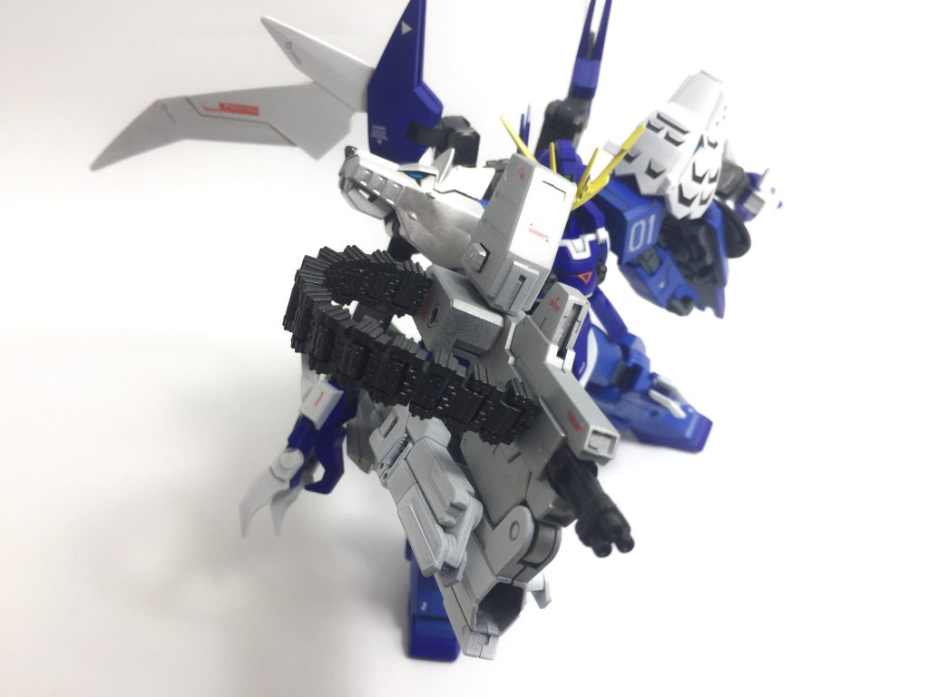 大型弾倉を装備しているためハッピートリガーでもそうそう弾切れを起こす事はない。