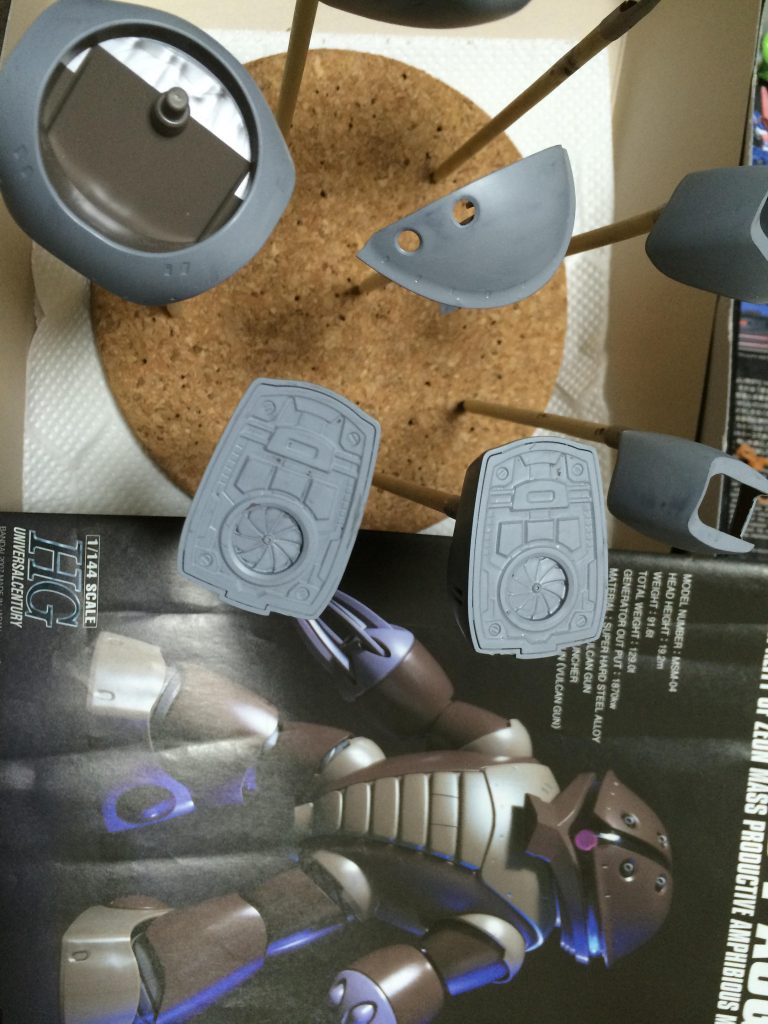 グレーのサフで全体