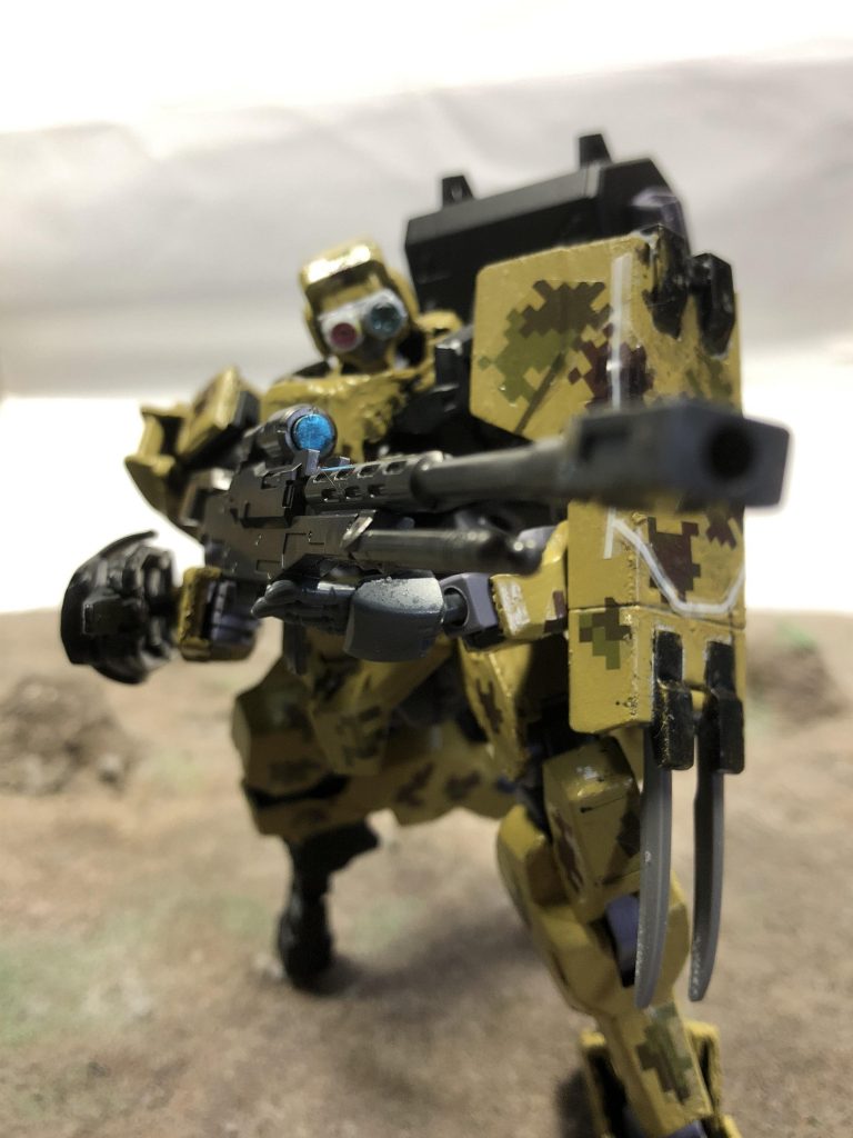 新米「敵機、三時の方向に2機目視‼︎狙い撃ちます‼︎」