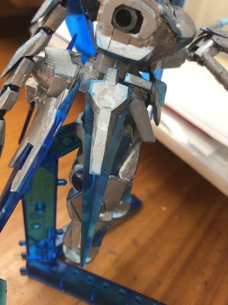 腰にあった武器は分解してアーマーにしました。