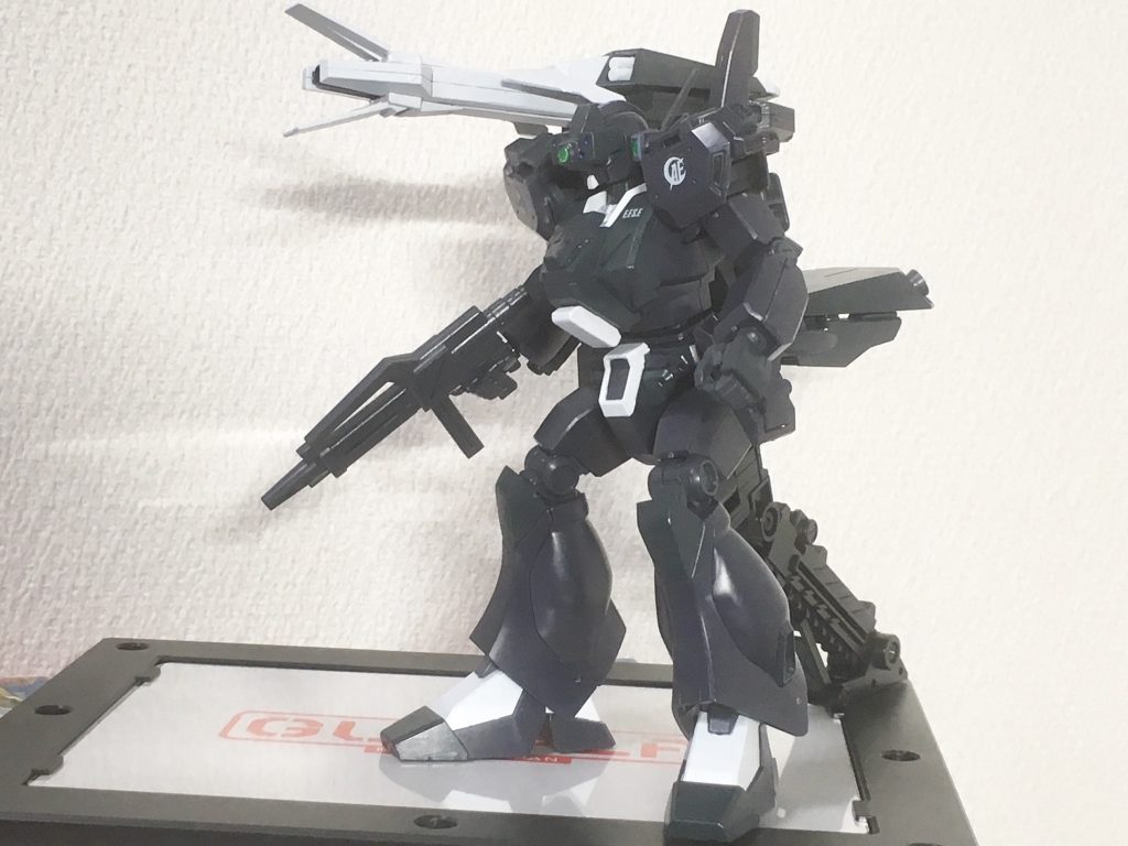 シールド装備を外したジェガンキャノンw