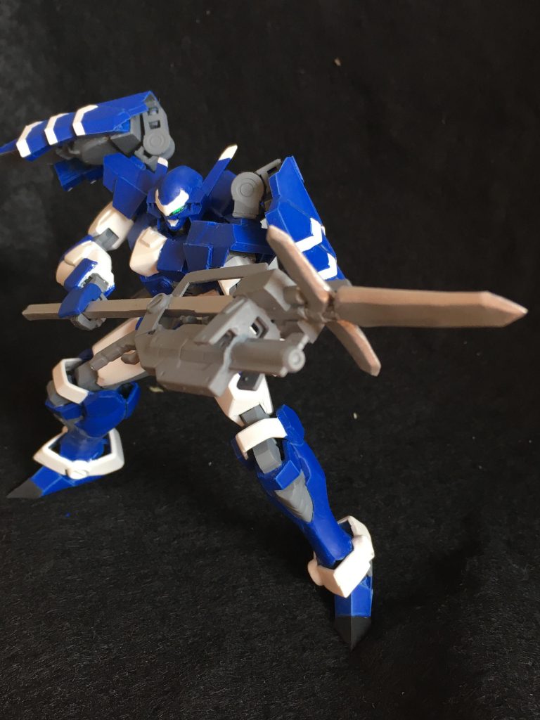 「ドラゴンフライ近接戦闘システム」も再現。射出機構の再現はできませんでしたが、刀身の形状は良い感じにできたと思います。