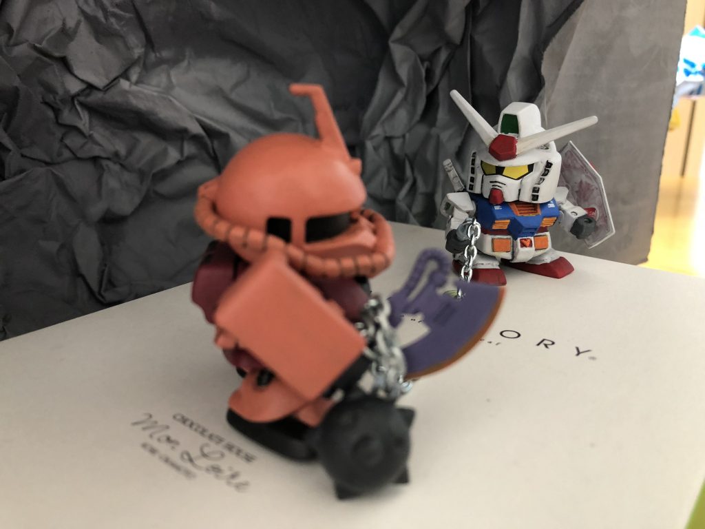 ブレードアンテナの接合部分に隙間があったのでパテで埋めました