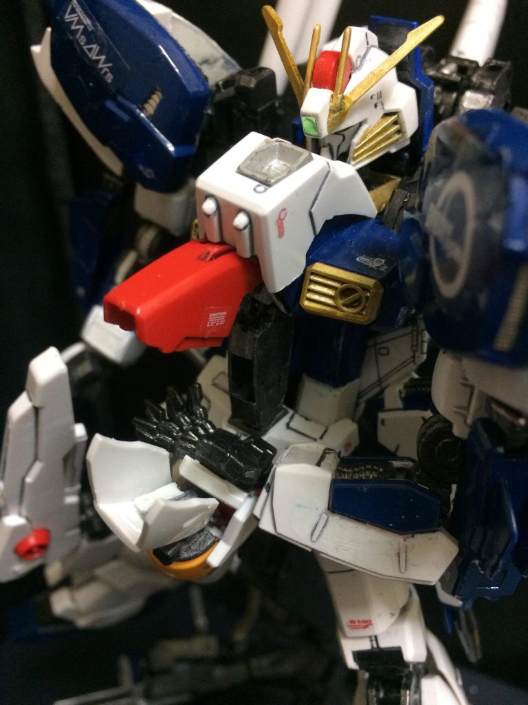 コクピットハッチオープンも再現しました。