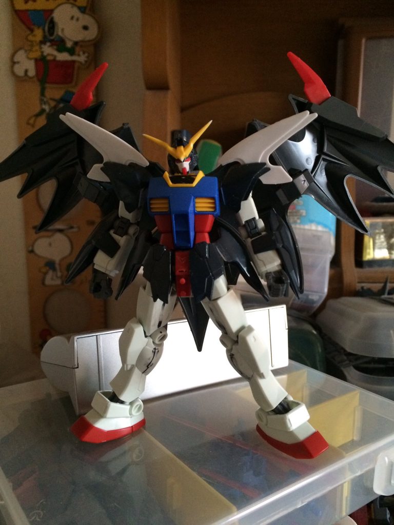 制作初期段階です。
肩アーマーの調整に苦労しました…
プラパイプを調達して上手いこと工作したけどダメ…初めからReviveガンダムの肩と腕の接続部使えば良かったのは言うまでもありません