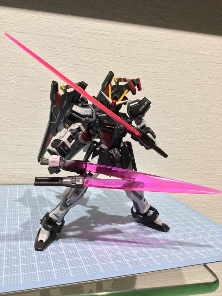 バタフライバスター(ブレイドモード)学生時代剣道部に所属していた為、コチラをメインに使用する。昇段試験は興味がなく、受けておらず段位は二級のまま。学生時代の試合の戦歴は58戦中56引き分け。