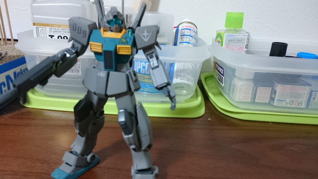 拙者、肩と腰のミサイルポッド無い方が大好き侍