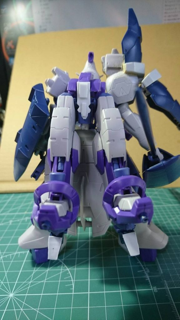 バックパックはほぼそのままトルーパーの下半身です