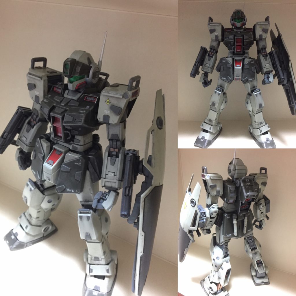 制作過程をほとんど撮ってなかったので、とりあえず全身像を。
左足首のカバーを紛失してしまいました・・・
完成って決めたのに細部を少々改修。
フック状のパーツを貼り付けました。