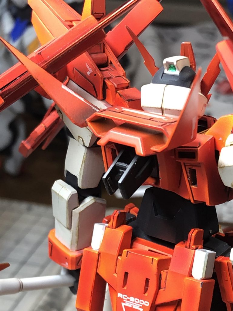 形状が上手くフィットするように微調整