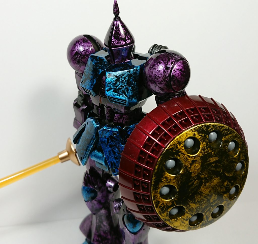 要は至って普通のラップ塗装。
なんにもひねらずただ普通にラップ塗装。
しかし、それが楽しかった。
色つきクリアーの吹き付け加減がベストだったのか光沢感が良く出た。