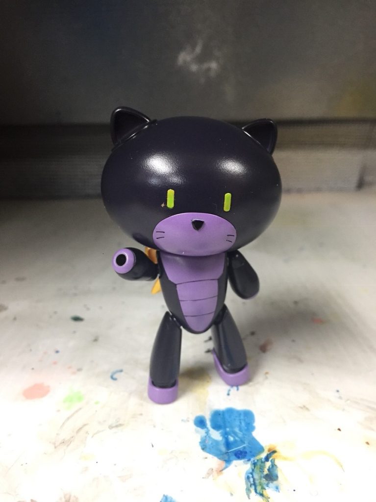 そして目に蛍光グリーン塗った時も塗料が糸を引いて顔に付くアクシデント(´・ω・`)包帯で隠したからいいもん!(´・ω・`)