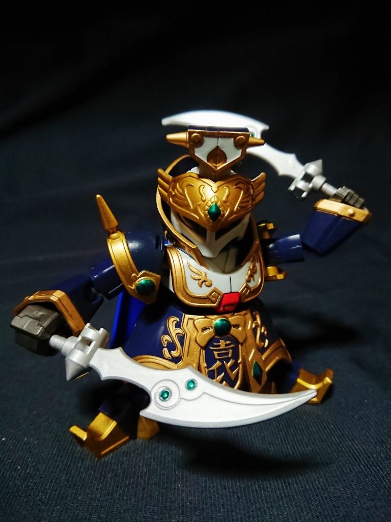 袁紹の弟で反董卓連合軍の副将。
玉璽に魅入られ皇帝を称するが孫策、劉備、曹操に寿春の居城を攻め滅ぼされ、袁紹にも見捨てられ最期は好物の蜂蜜を求めながら倒れた。