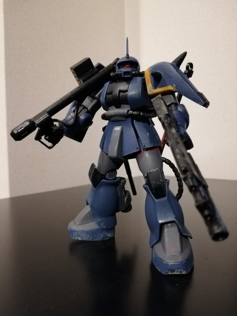 火力はショートバズーカ、MMP80マシンガン