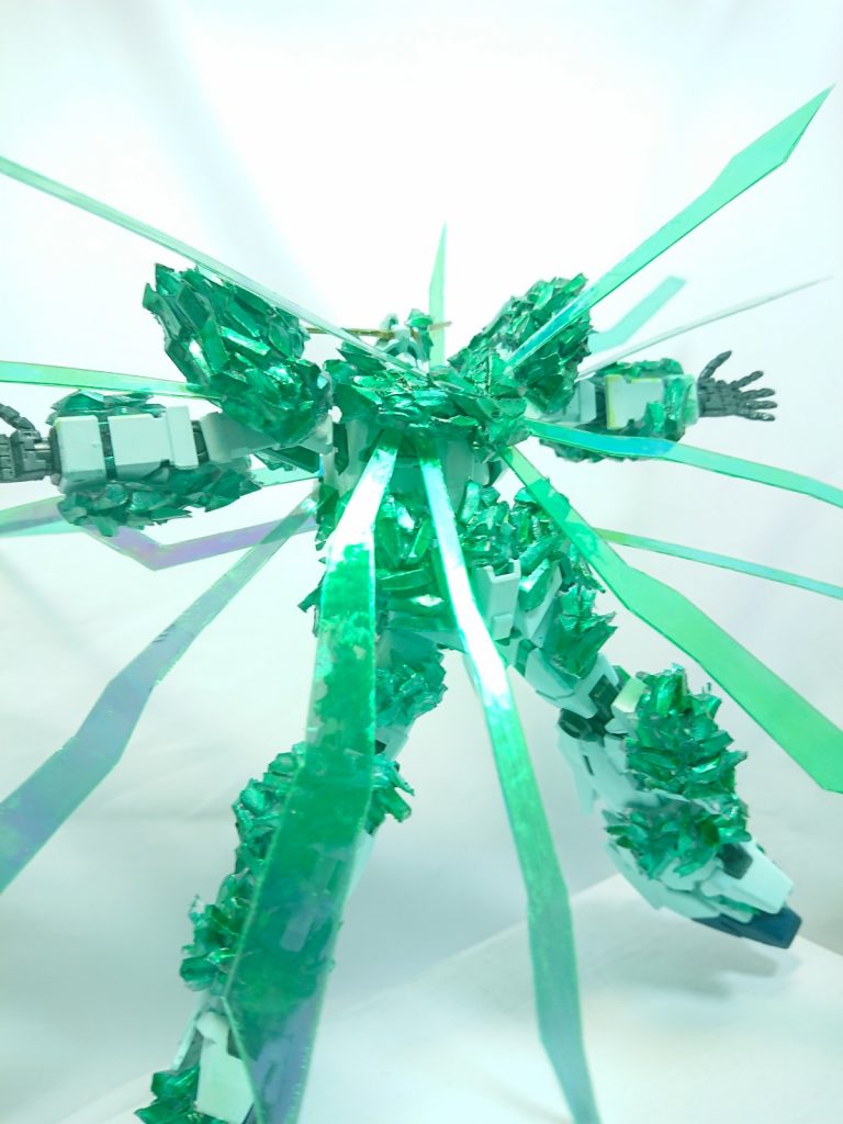 光の結晶体ユニコーン–4枚目/制作者:カミオ