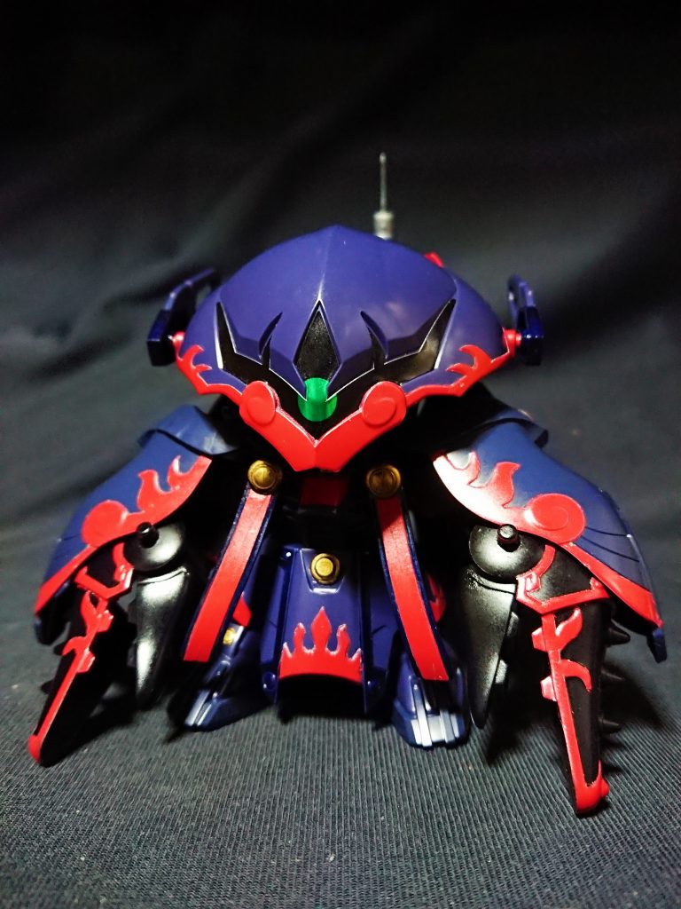 暗殺者形態
通常の暗殺者形態に爪を持たせ、見えづらいですが震星杖を腰から伸ばし蠍をイメージしました。