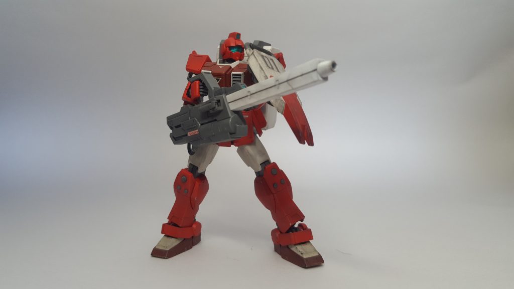 ガンダムに出てくる機体を考えると、どうしても戦闘をイメージしてしまうのですが、そんな戦いの中で傷ついた町や施設などには、戦闘による二次被害も多いと思いました。
そんなときに、救助活動を目的とした機体も有るのではないかと思い作成しました。