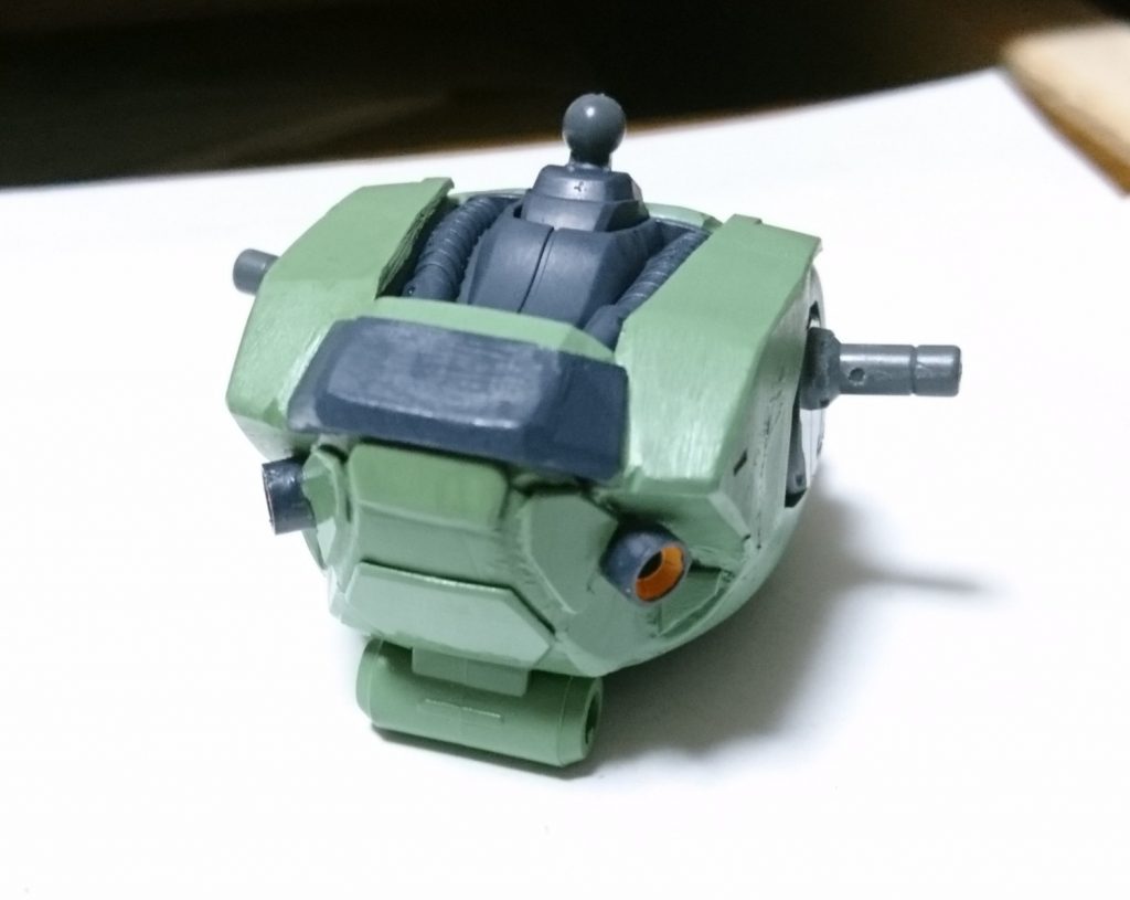 塗装後。
パーツの継ぎ目が目立ったので、プラ板にて隠しました。