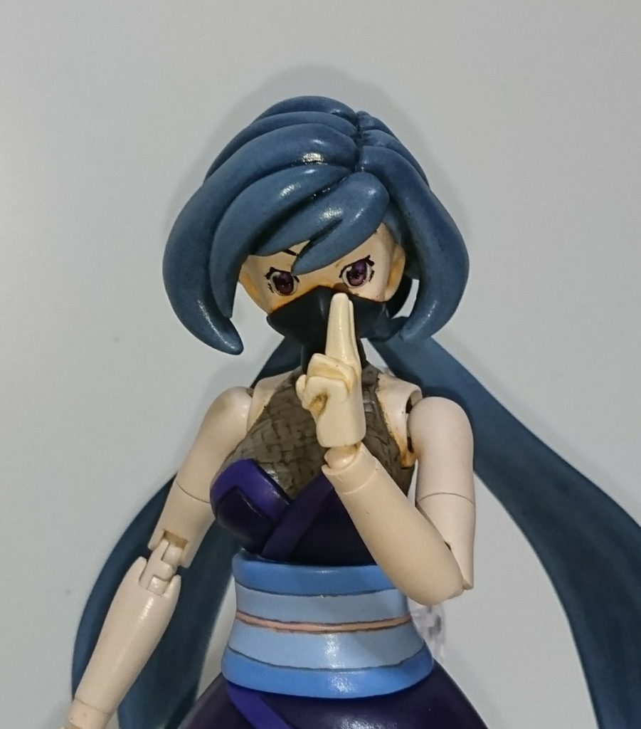 装甲パーツを外してアヤメさんにすることもできます