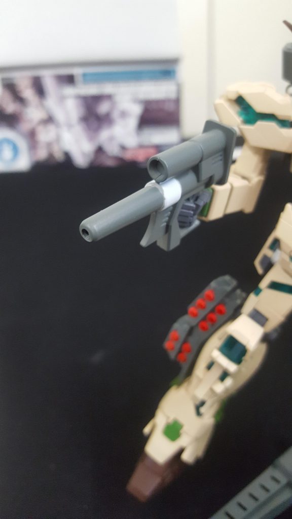 ガンキャノンのライフルを改造して単装砲っぽく