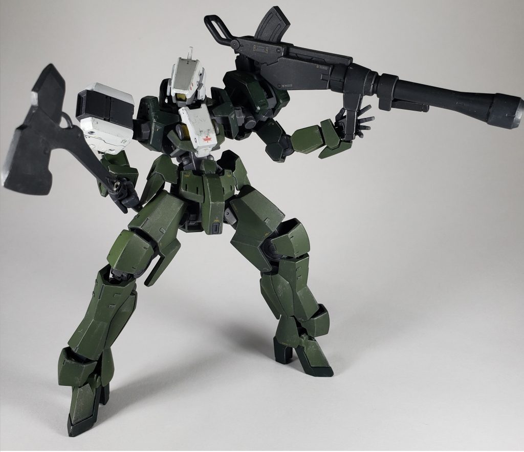 ハンドパーツをビルドナックルズに変更しています。