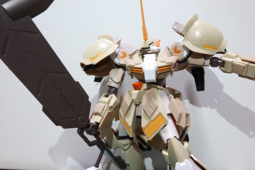 リベイクハンマー
プライヤーとしての機能を廃止
可変による耐久度減少をなくし
打撃に特化した仕様になっている