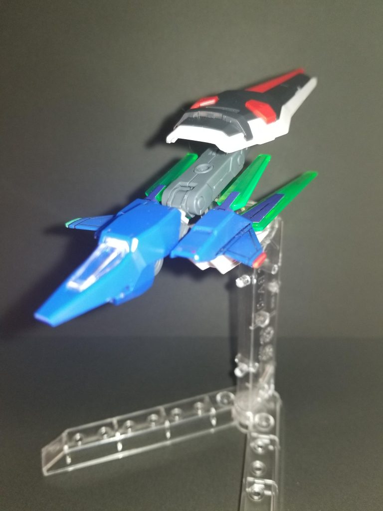 ストライカーパックは、シールドとコアファイターをセットにしたもの。
ガンダムAGE-FXのコアファイターを改造し、ストライクガンダムで利用できるようにしてある。
装着された4枚のシグルブレードは、AGE-FXのCファンネルのようには使わずに、放熱板や推力偏向板として利用する。
正式な呼び名は無いが、便宜上*フェアリーテイル*と呼んでいる。