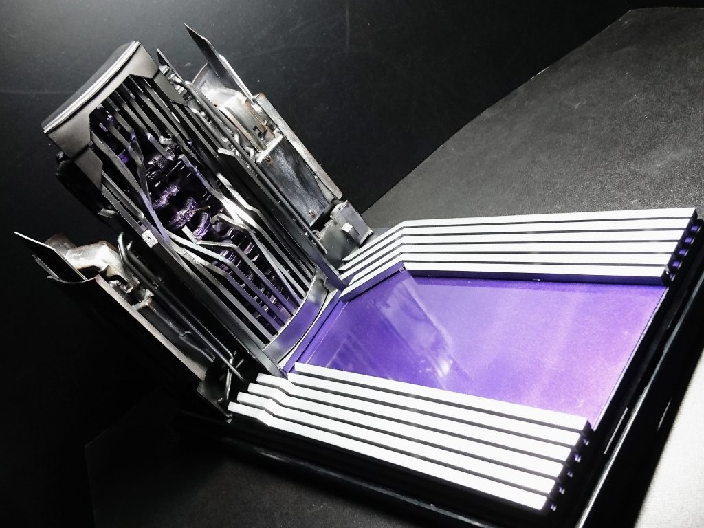 ステーションって言うより檻。その方がヘコませがいが有る。