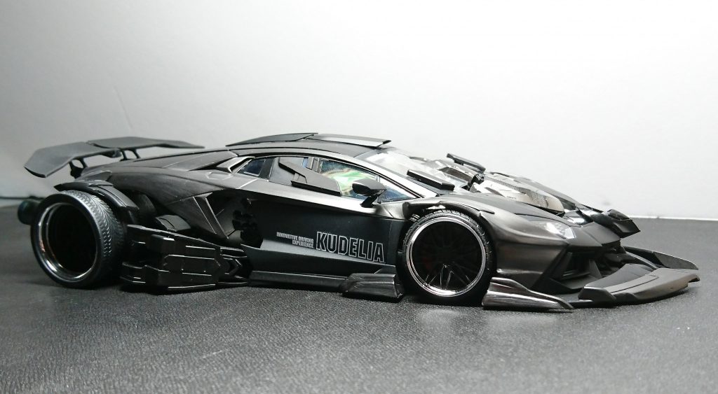 イタリアのスクーデリアじゃない。