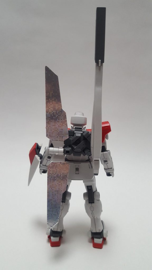 バックパックはHGガンダムXのものを移植し、サテライトキャノンの一部を形状変更（ほとんど分からない程度）と、ヒフレクターの配置、形状を変更しました。