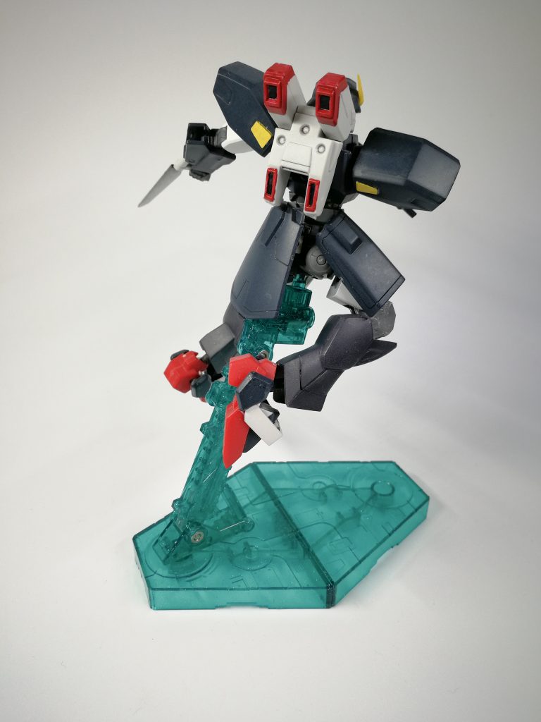 切りかかりバックショット