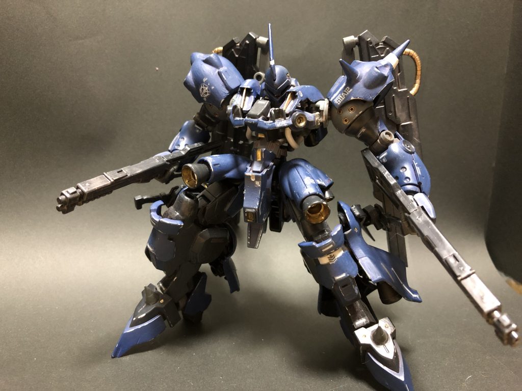 武装状態。
なるべく鉄血の世界の武装でまとめてみました。ケンプファーのショットガンだけはとても気に入ってるのでそのまま使用しています!