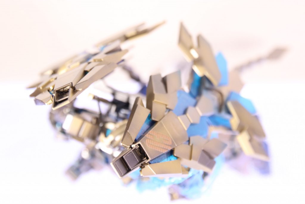 RX-0ユニコーン ガンダム3号機 フェネクス (NT) ナイトロフレア–5枚目/制作者:あぬびすん @anubisnn