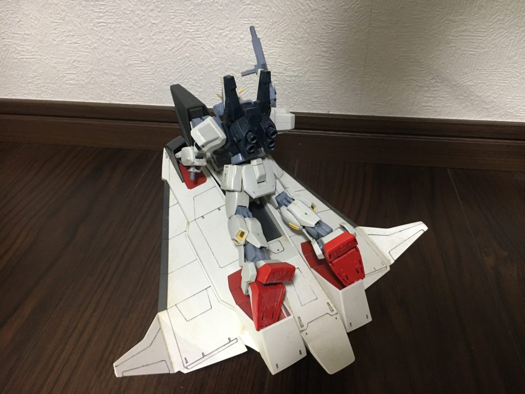 フライングアーマーのスペースシャトル感が良いですよね。