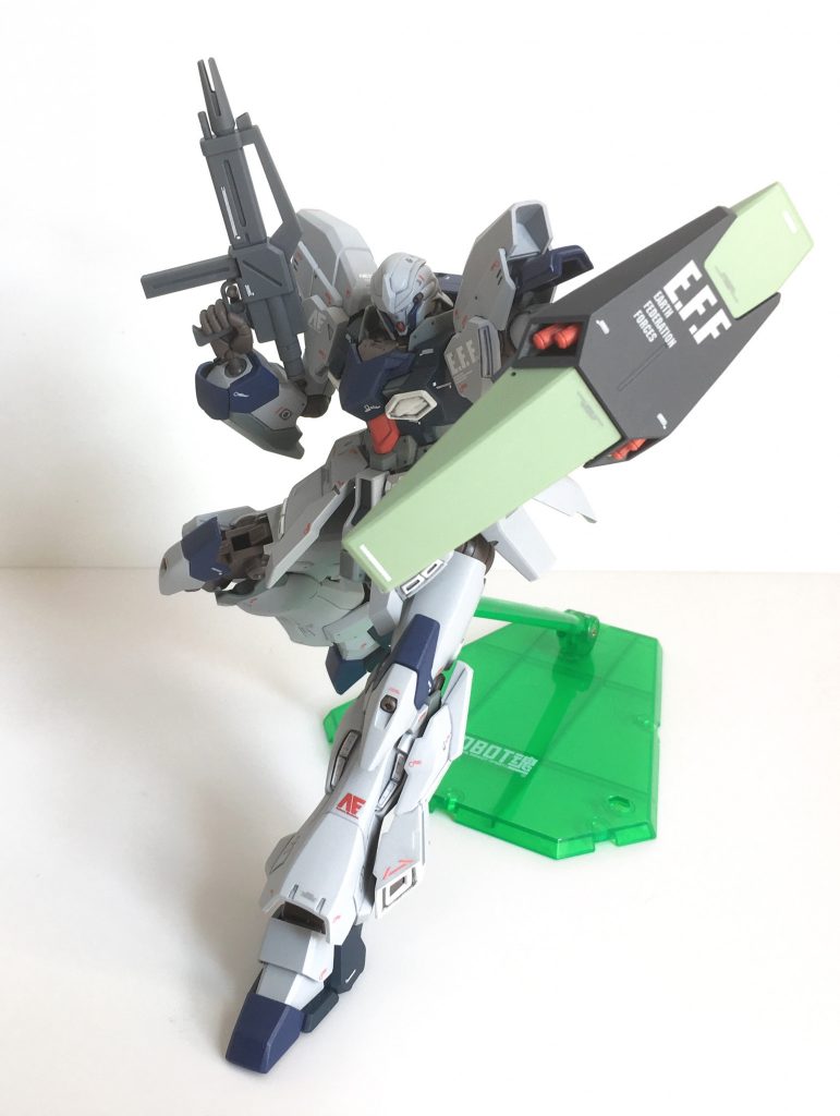 カラーリングはグスタフカール(UCver.)を参考にしてみました。