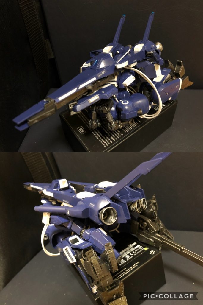 ●ウェブライダー形態
腕脚を収納した、いわゆる飛行形態。高速での移動が可能。地上での運営は想定外となり、重力下での変形は出来ない。ウェブライダー形態という名称は適切ではないが、これはガンダムタイプのMSが飛行形態になったという事での名称で、いわゆる皮肉に近い。