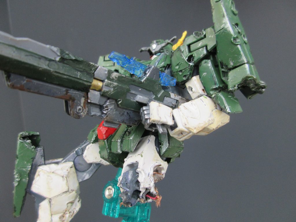 こうなって(ライフルもしっかり。)