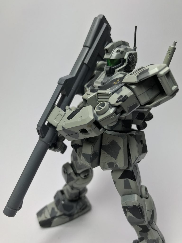 アンテナは真鍮線で新しく制作しました。
ライフルも好きですが、バズーカの方が個人的には好みです笑