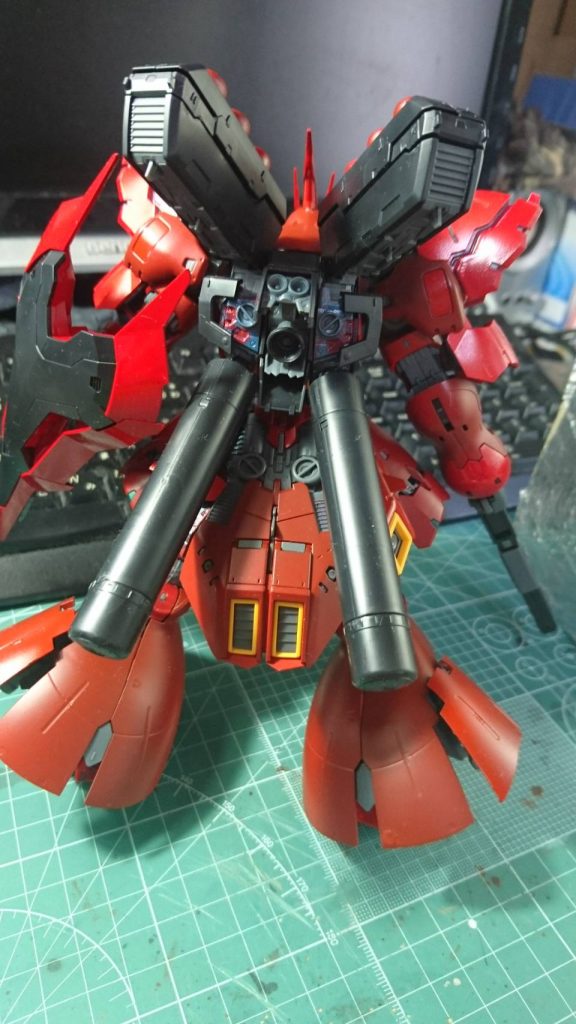 塗って作っただけなので、特になにもないけど、バックパックや他に展開する部分にも排熱塗装してますよ・・・とアピール