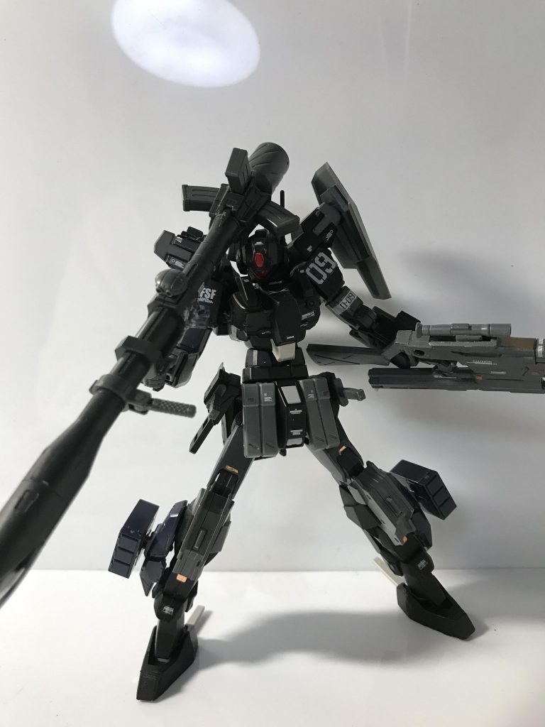 バズーカで！！このバズーカはストライクバズーカと同じ物です！