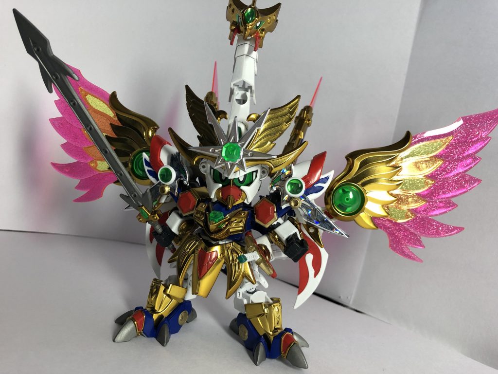 大将軍形態。取説やパッケージなどを駆使して塗り分けたのですがウイングってこんな風に色分け必要なのねー、などいろいろ発見もあって面白かったです。