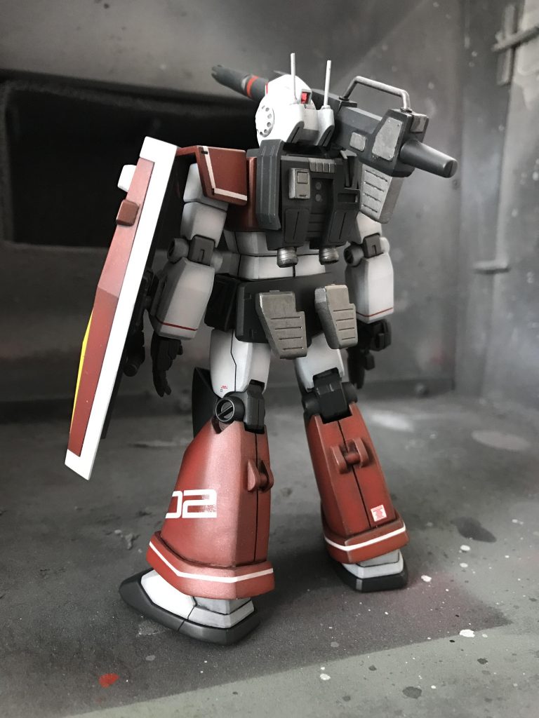 肩や手首や足首のラインは、マスキングして塗装で描いてます。