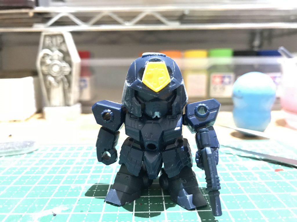 頭のてっぺんと耳と顎とツノと肩を少し削りました