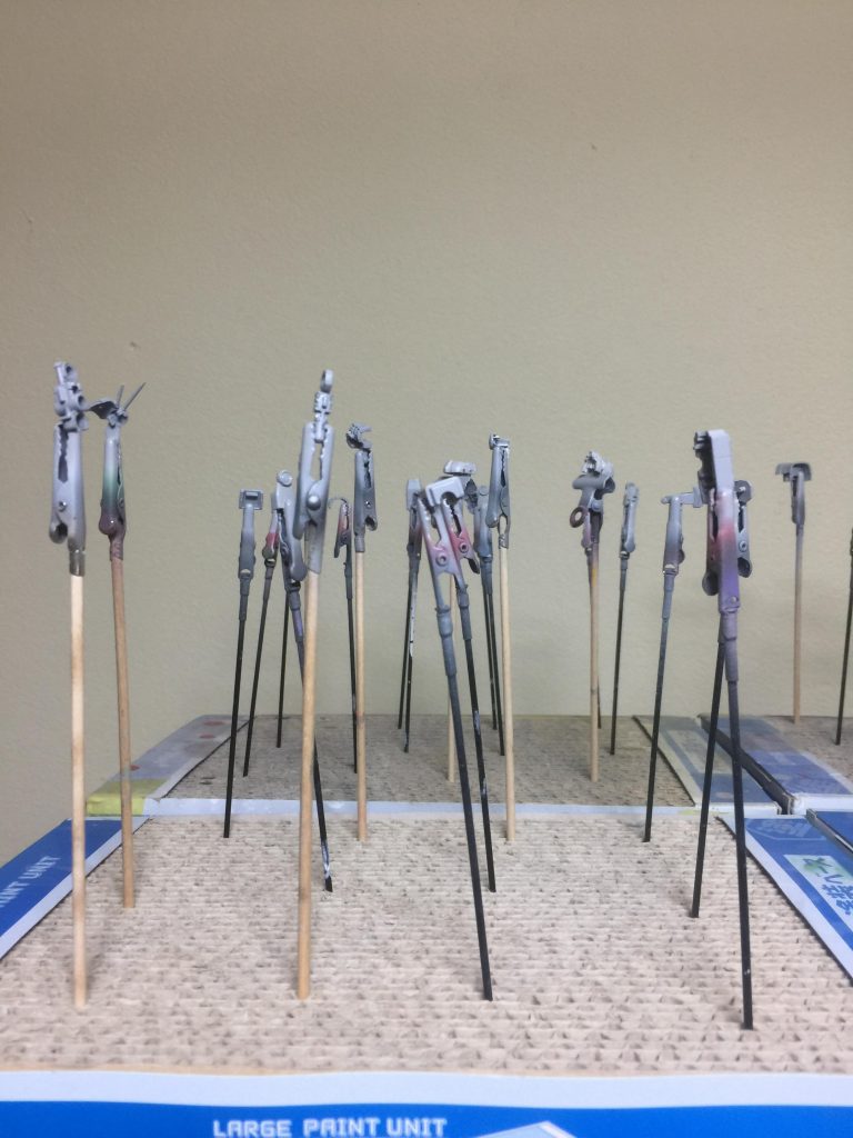 ジム・シャドーのパーツに 2回目の サーフィン グレー 1000番を 吹いた 製作工程